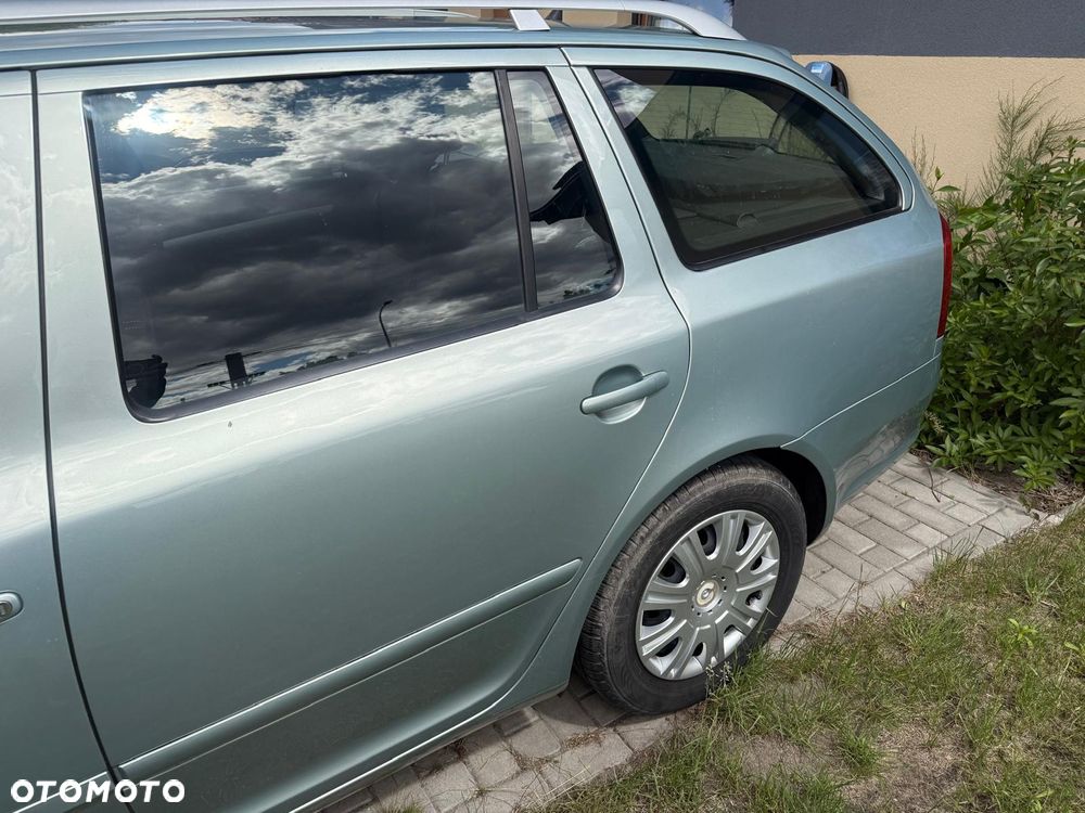 Skoda Octavia 1.4 TSI Ambiente - 5