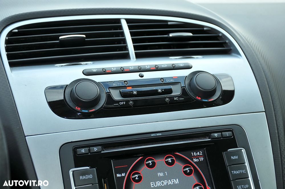 Seat Leon ver-1-8-tsi-style - 19