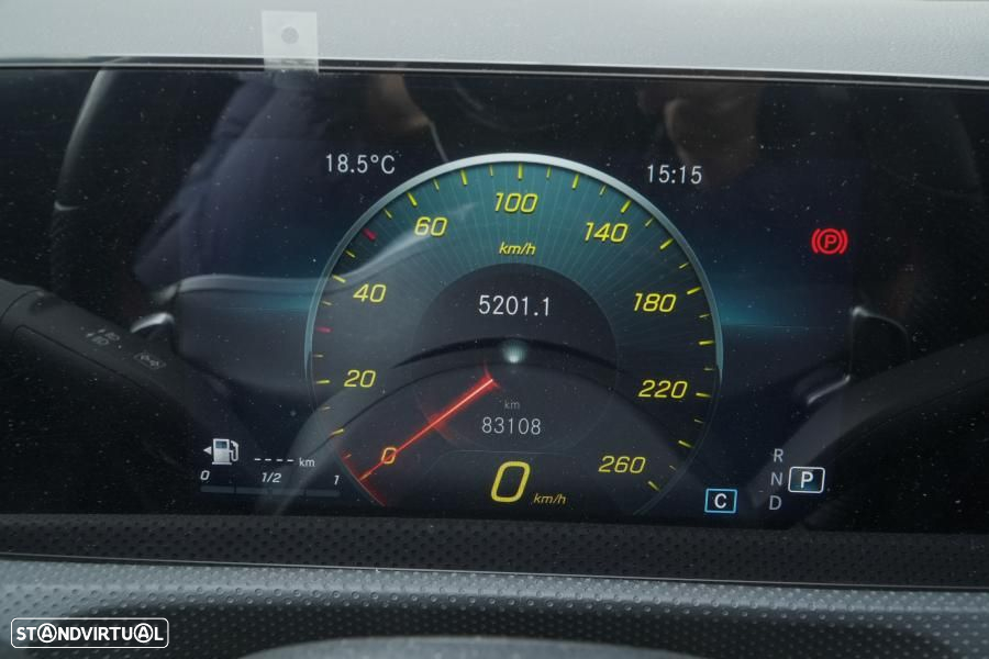 Mercedes-Benz CLA 180 d Shooting Brake AMG Line Aut. - 19