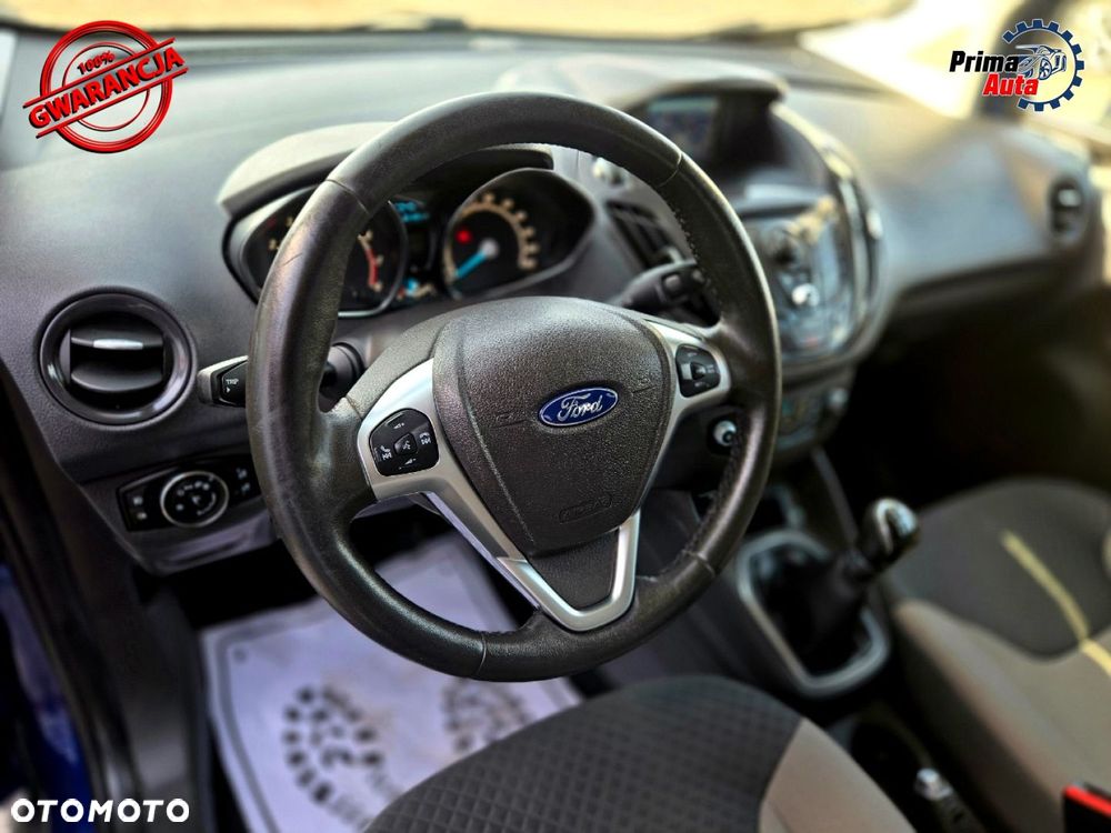 Ford Tourneo Courier - 25