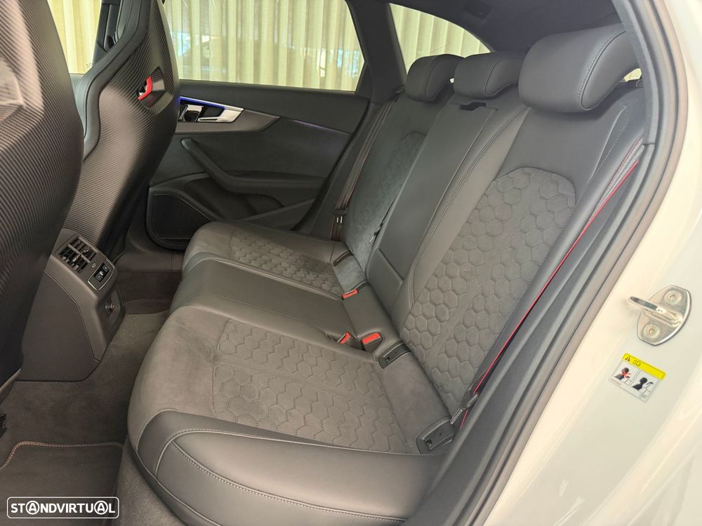 Audi RS4 Avant quattro tiptronic - 22