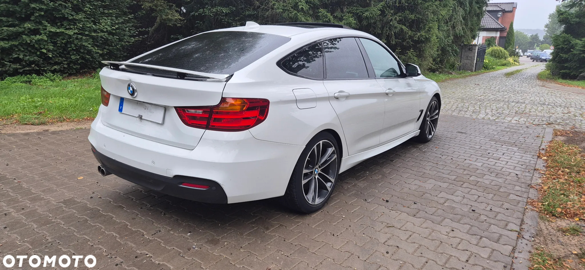 BMW 3GT 330d M Sport - 11