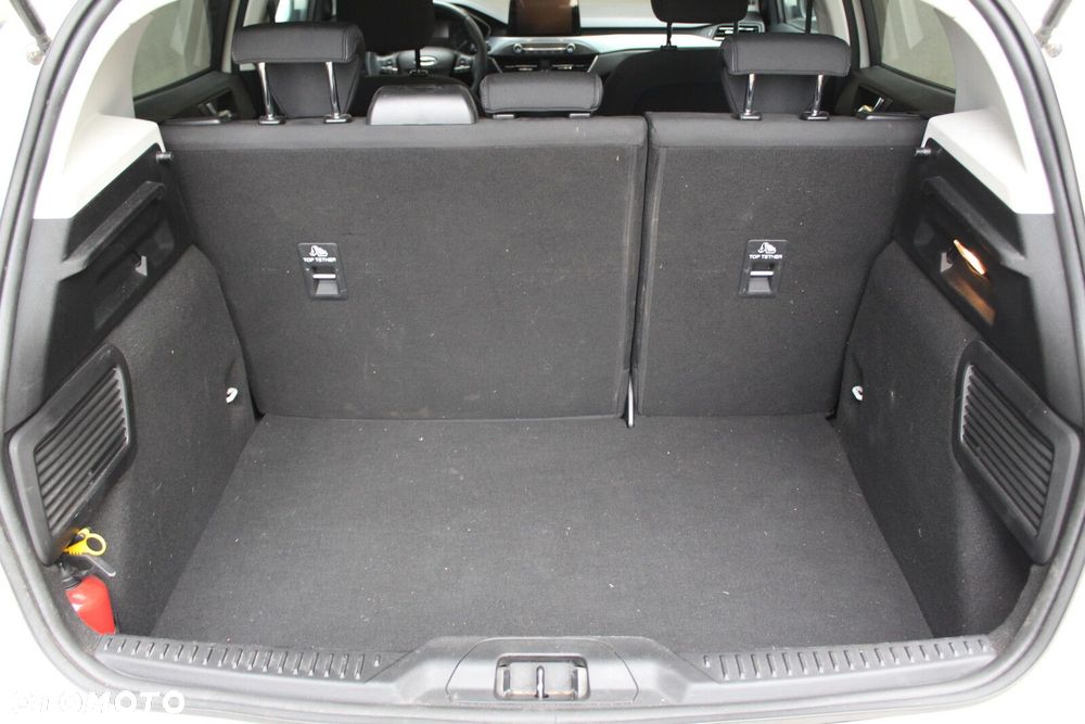 Ford Focus 1.0 EcoBoost Active - 14