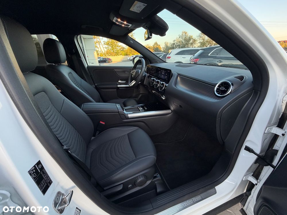 Mercedes-Benz GLA 200 Progressive - 21