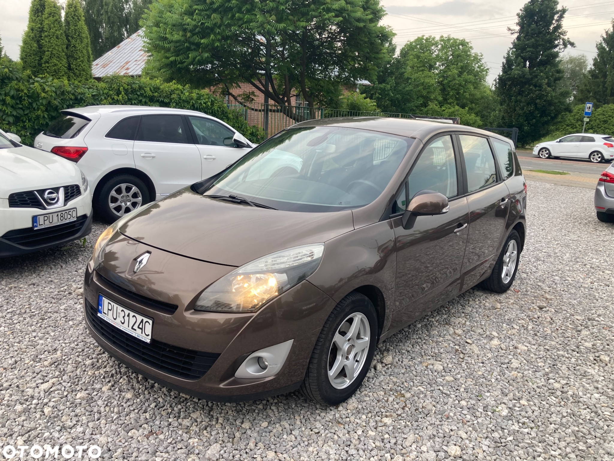 Renault Scenic 1.6 16V 110 Authentique - 3