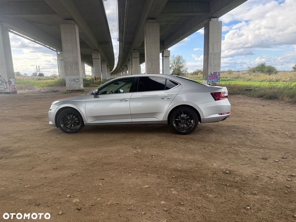 Skoda Superb 2.0 TDI Ambition DSG7 - 7