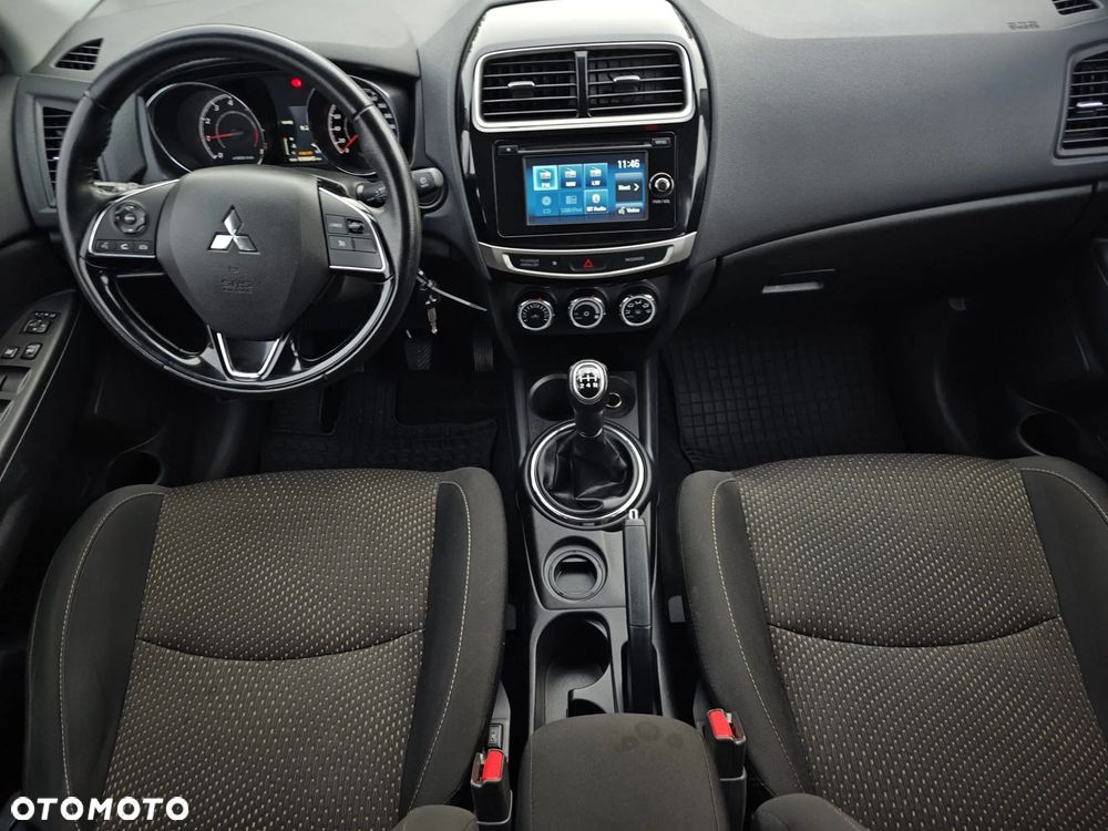 Mitsubishi ASX - 14