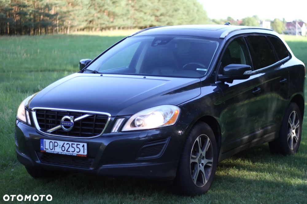 Volvo XC 60 T6 AWD Summum - 4