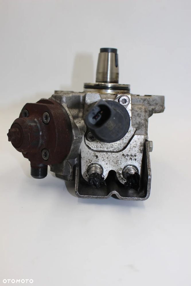 POMPA WTRYSKOWA BMW X1 E84 8510865 - 2