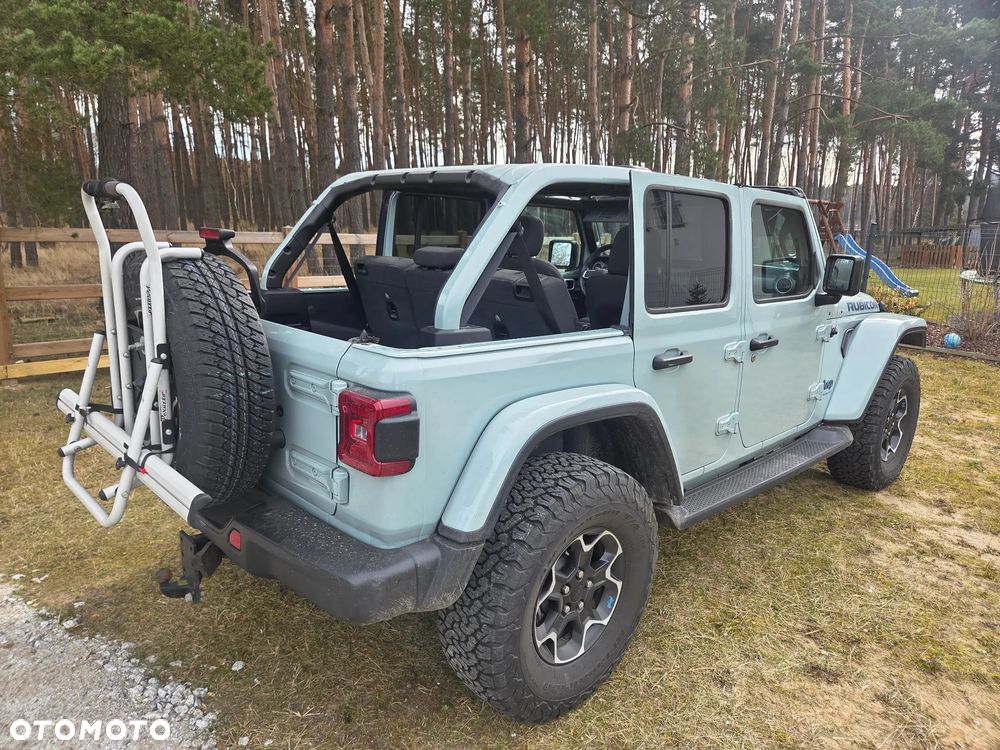 Jeep Wrangler - 12