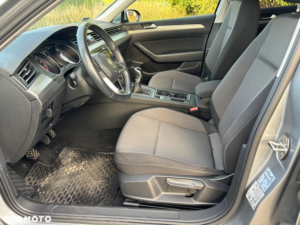 Volkswagen Passat 1.5 TSI EVO Business - 15