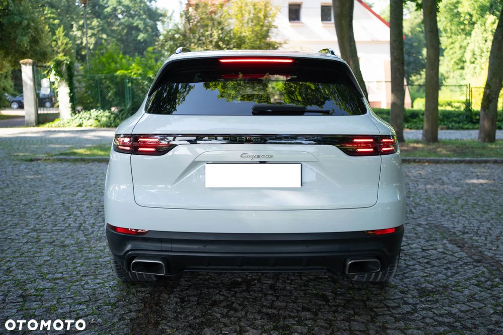 Porsche Cayenne Standard - 5