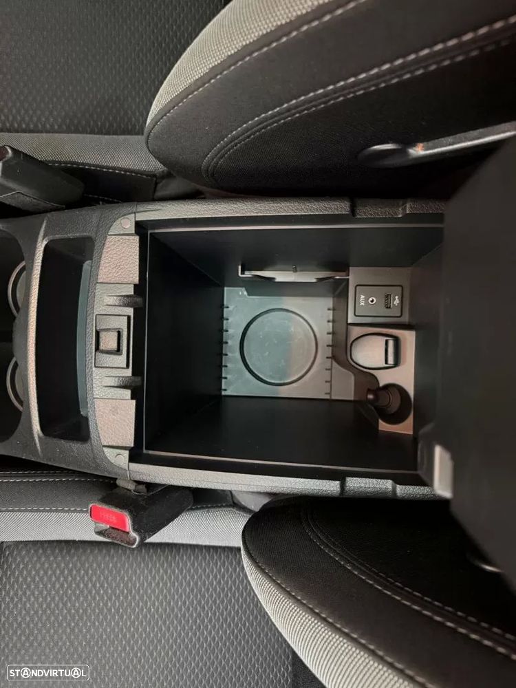 Nissan Qashqai — fotografia 18