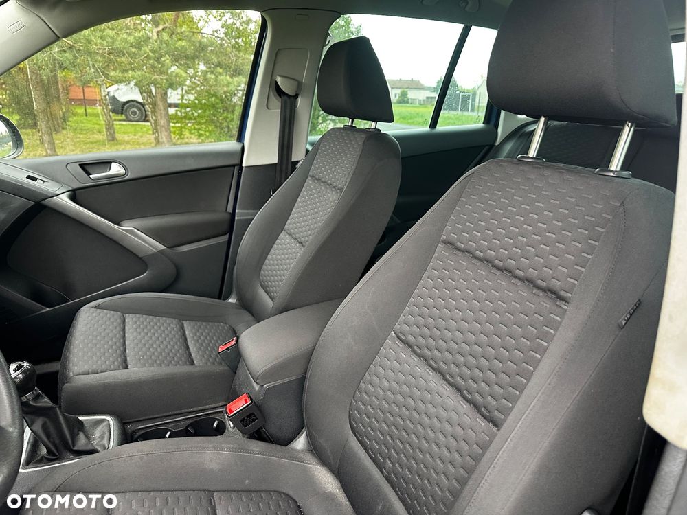 Volkswagen Tiguan - 11