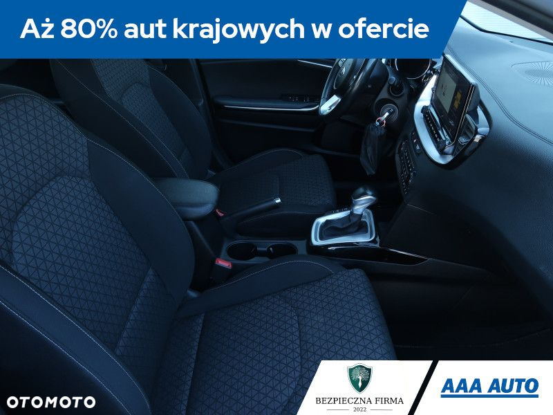 Kia Ceed - 10