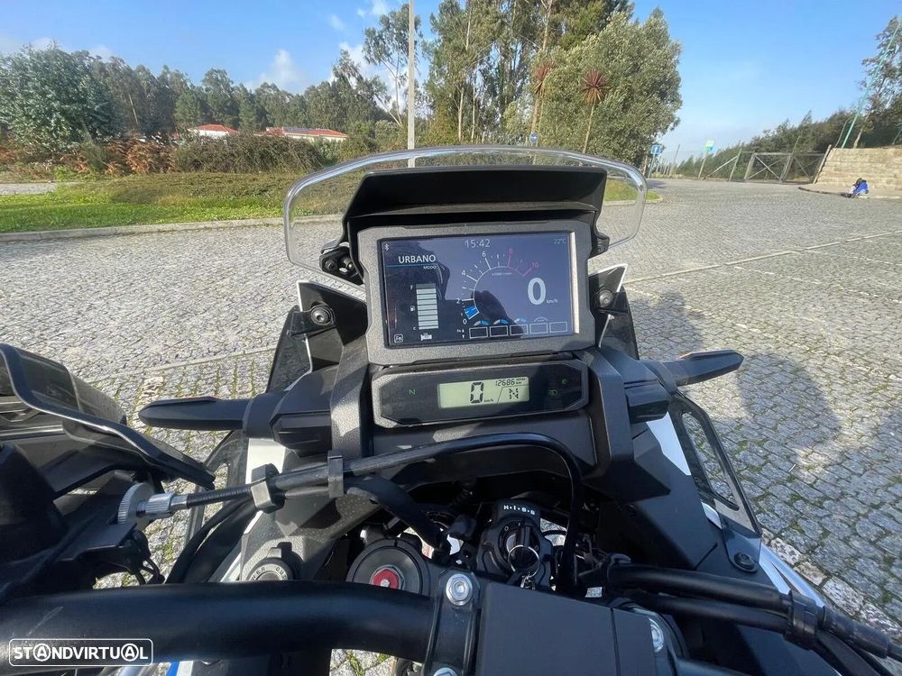 Honda Africa Twin - 6