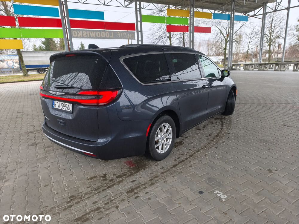 Chrysler Pacifica - 9