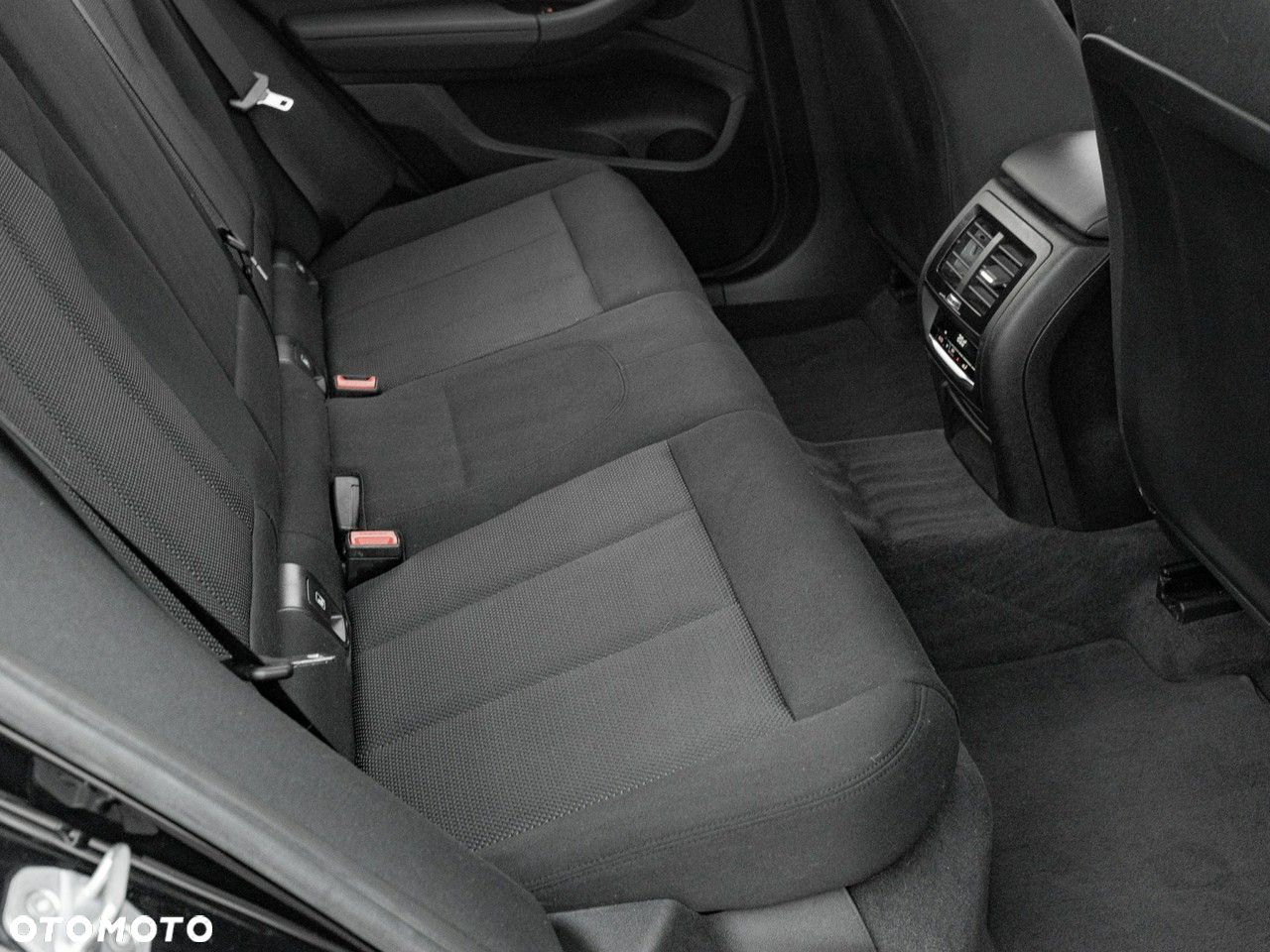 BMW X3 xDrive25d Advantage - 30