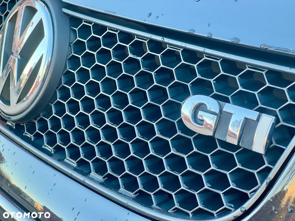 Volkswagen Polo - 9