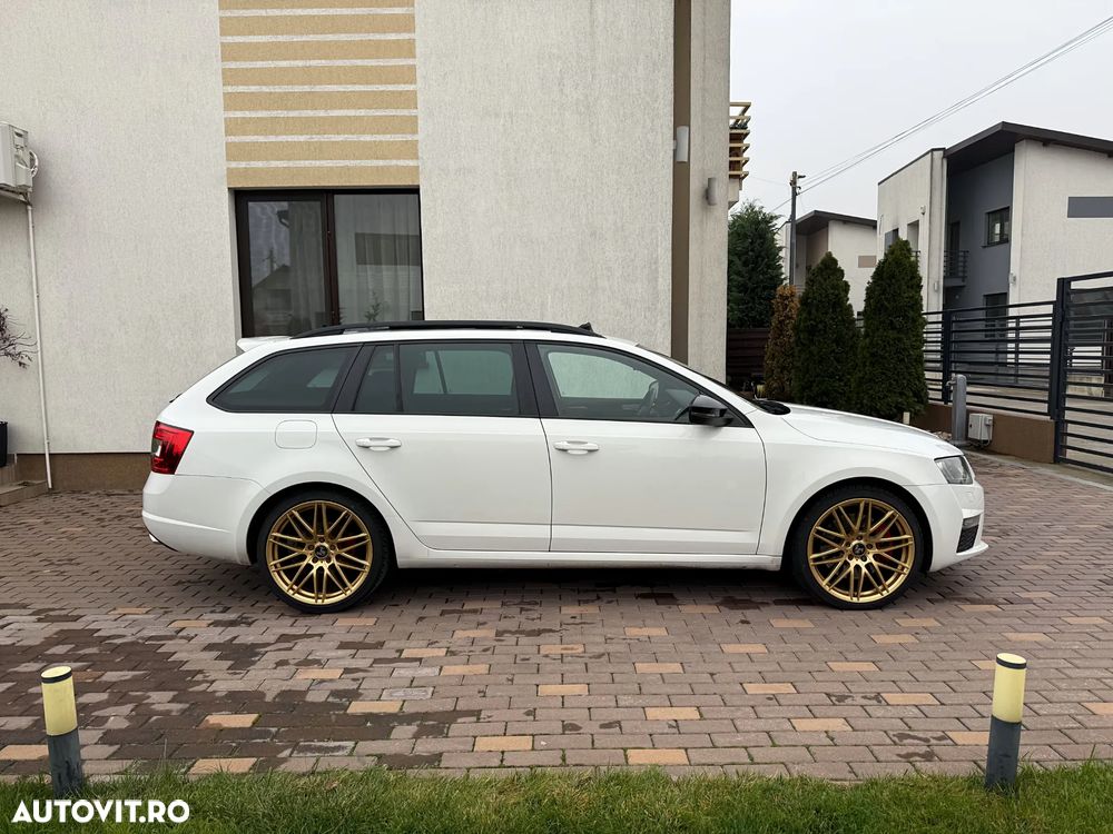 Skoda Octavia 2.0 TDI DSG RS - 5