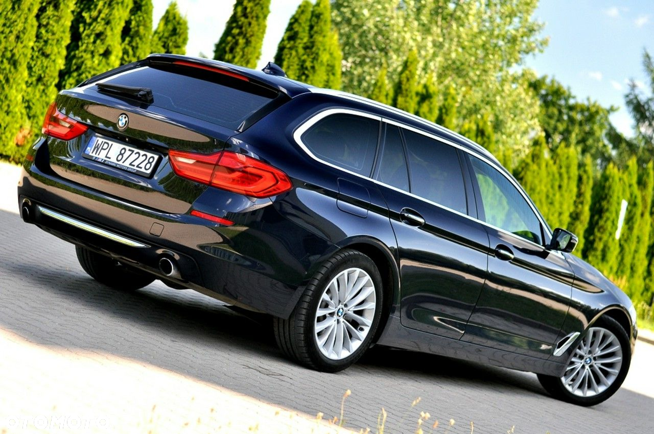 BMW Seria 5 520d Luxury Line sport - 4