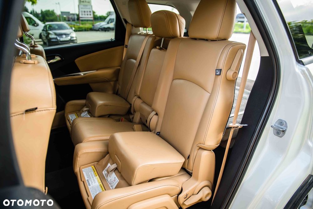 Dodge Journey - 14