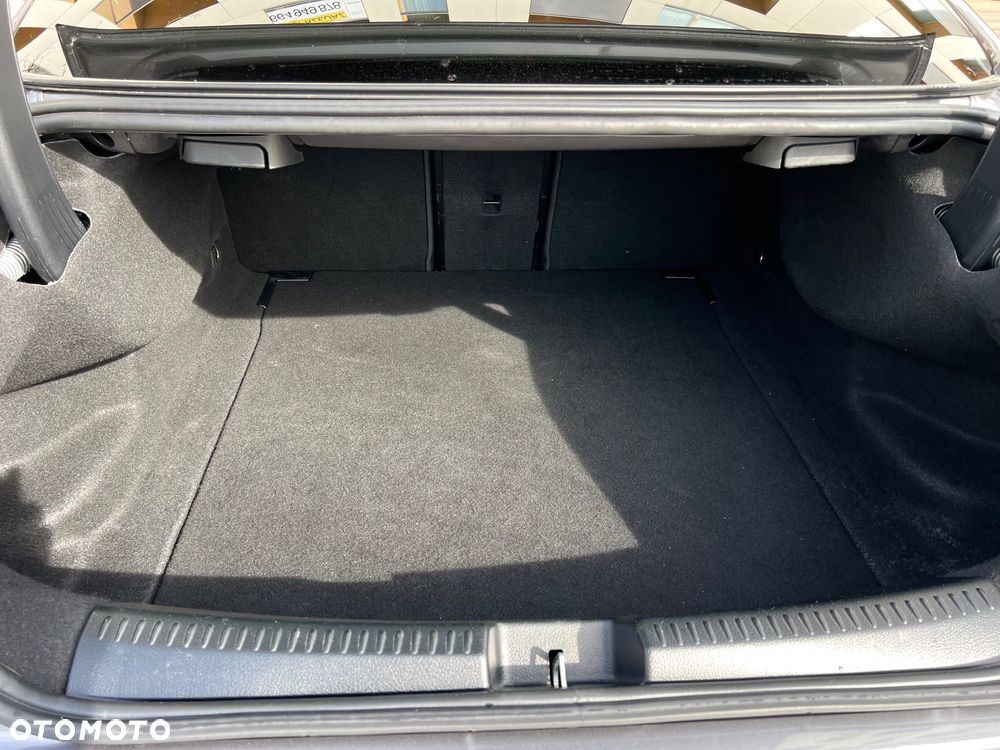 Mercedes-Benz CLA 250 4-Matic AMG Line 7G-DCT - 16