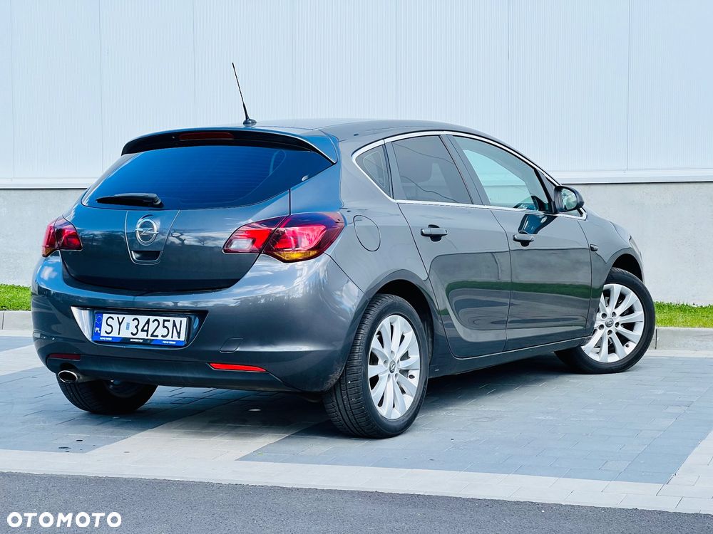 Opel Astra 1.6 Turbo Innovation - 4