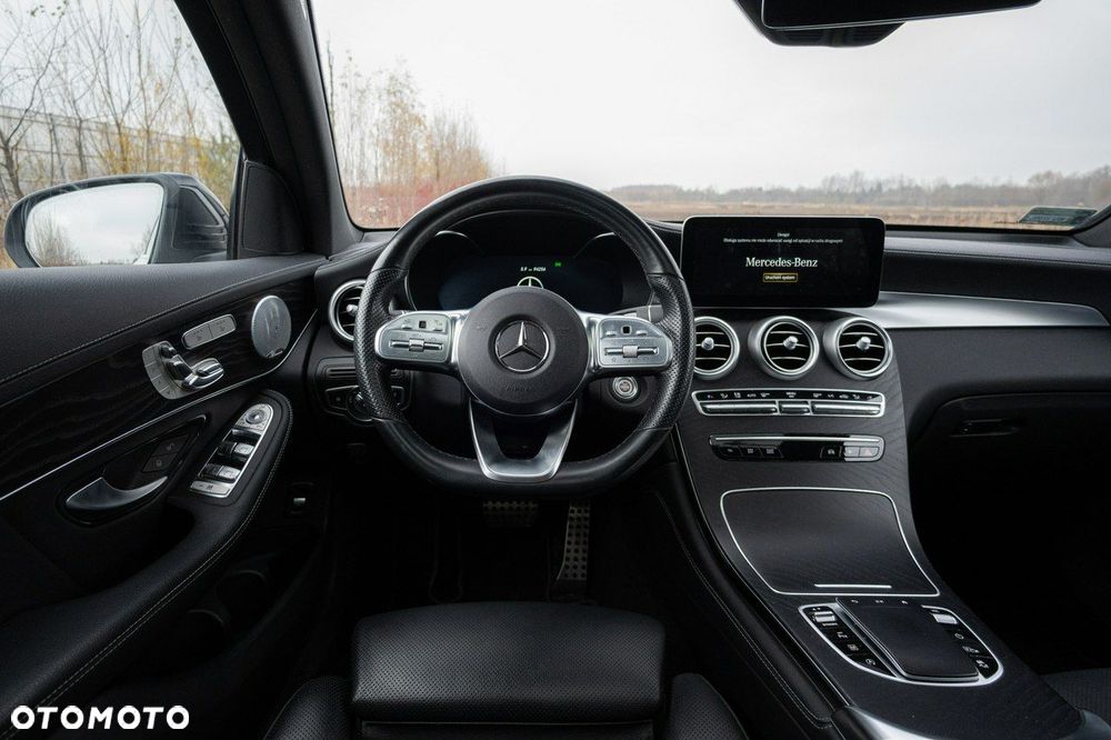 Mercedes-Benz GLC - 18