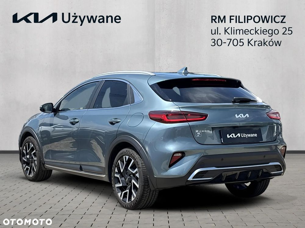 Kia XCeed 1.5 T-GDI Business Line DCT - 3