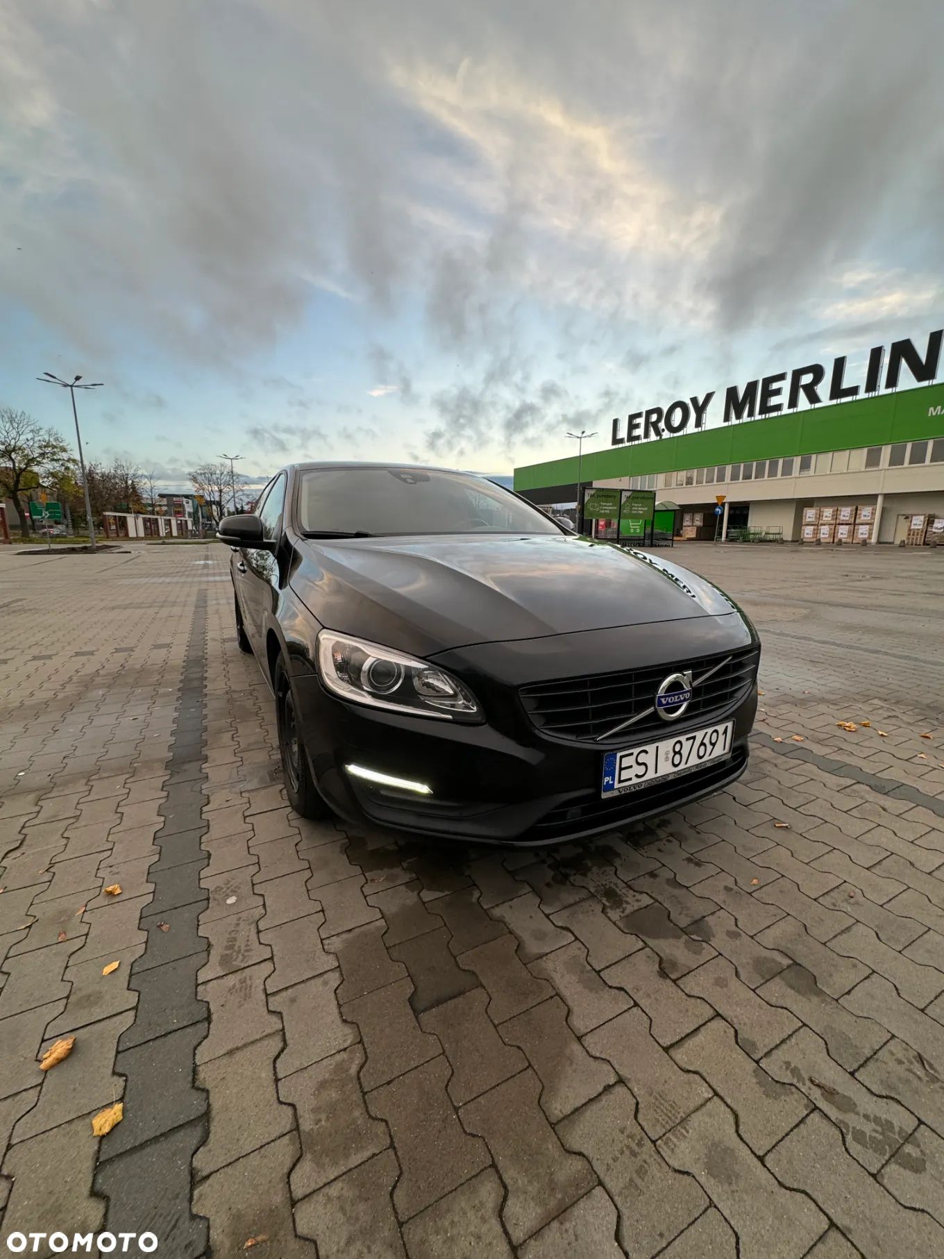 Volvo S60 D4 Drive-E Momentum - 1