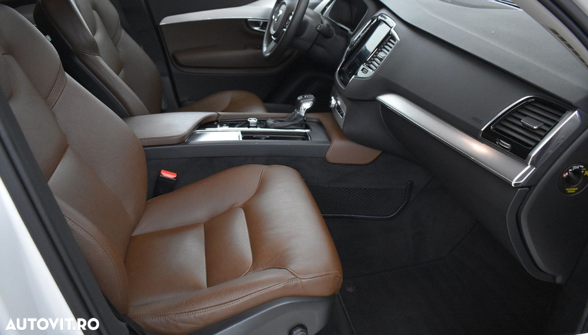 Volvo XC 90 B5 D AWD Geartronic Momentum - 10