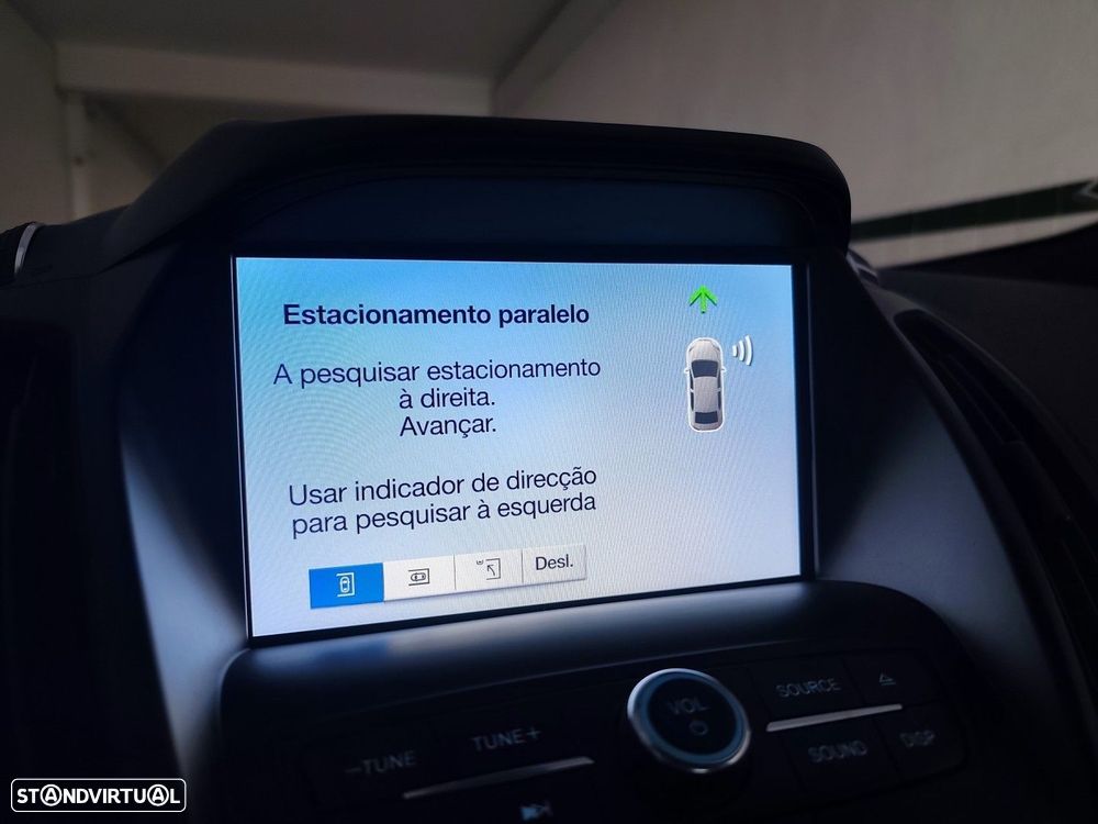 Ford Kuga 1.5 TDCi ST-Line - 37