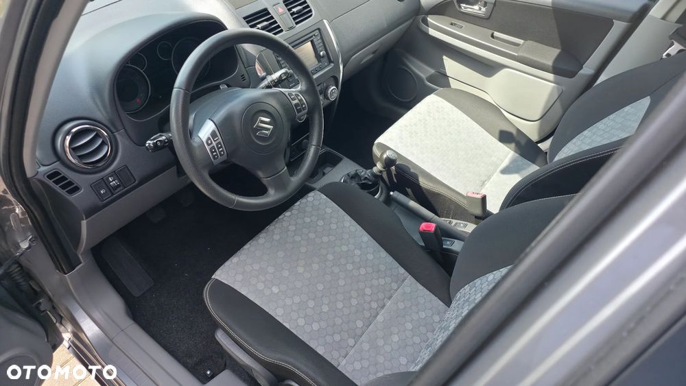 Suzuki SX4 2.0 DDiS Premium 4WD - 8