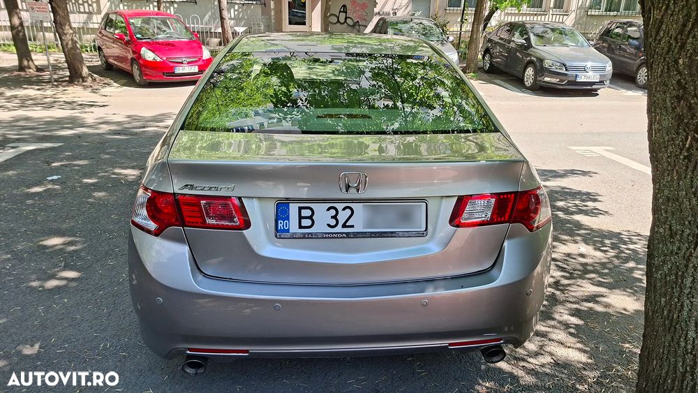 Honda Accord 2.4i Executive - 4