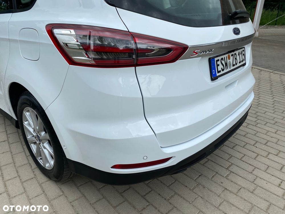 Ford S-Max 2.0 TDCi Titanium PowerShift - 15
