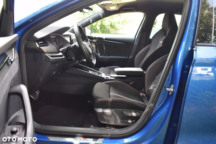 Skoda Octavia Combi 2.0 TDI DSG 4x4 RS First Edition - 6