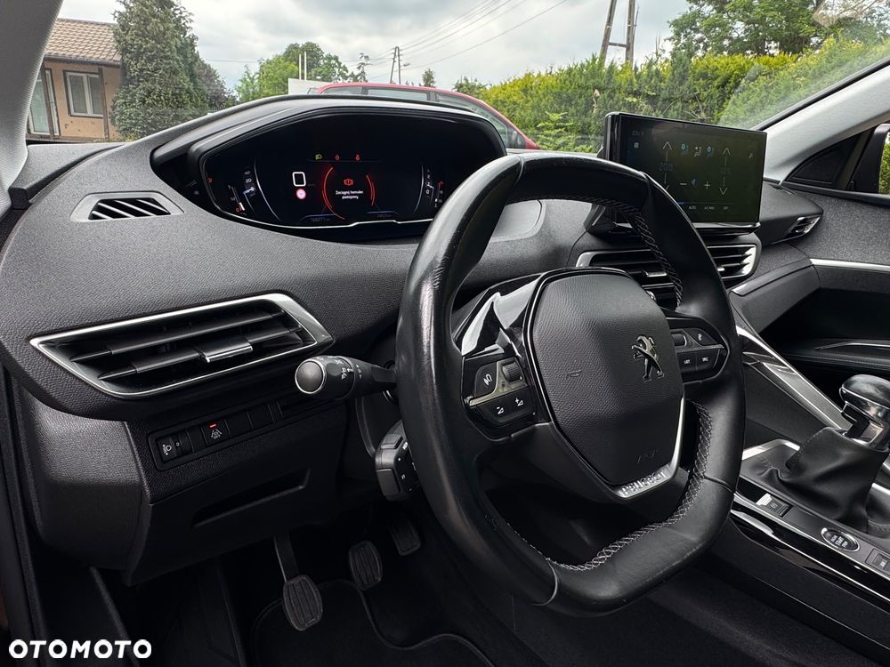 Peugeot 3008 1.5 BlueHDi GT S&S - 5