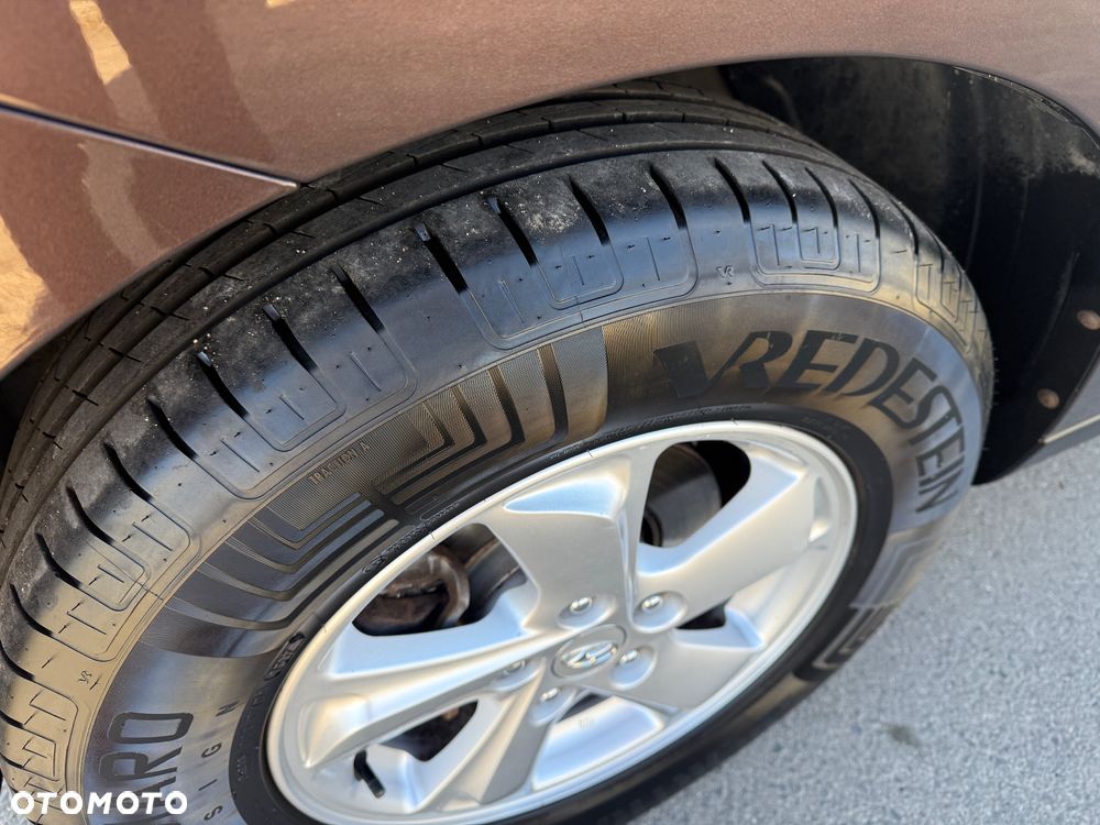 Hyundai ix35 2.0 2WD Trend - 11