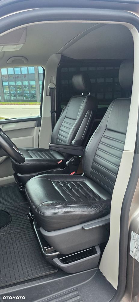 Volkswagen Transporter - 18