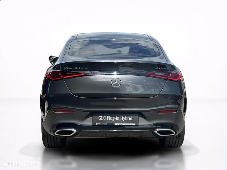 Mercedes-Benz GLC Coupe 300 de 4Matic 9G-TRONIC AMG Line Advanced - 9