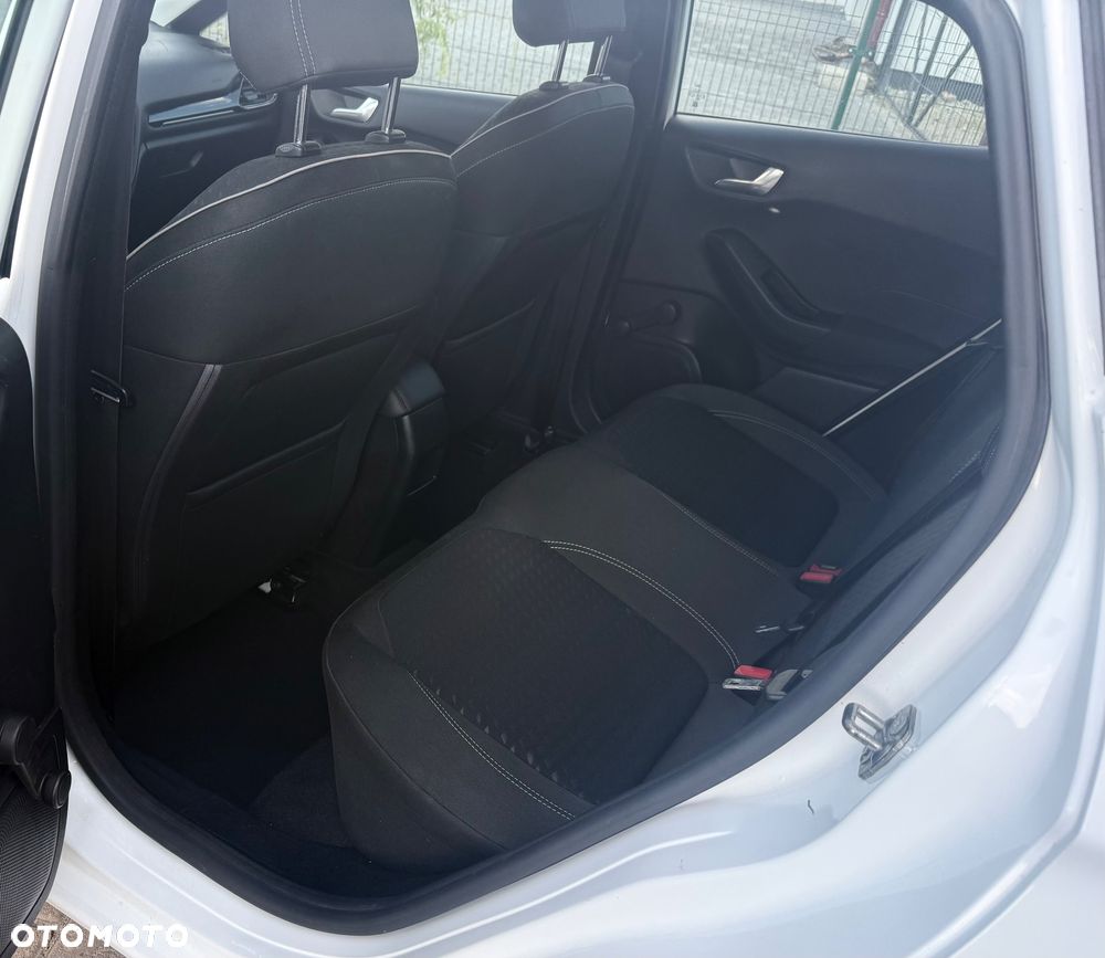 Ford Fiesta 1.0 EcoBoost S&S TITANIUM - 19