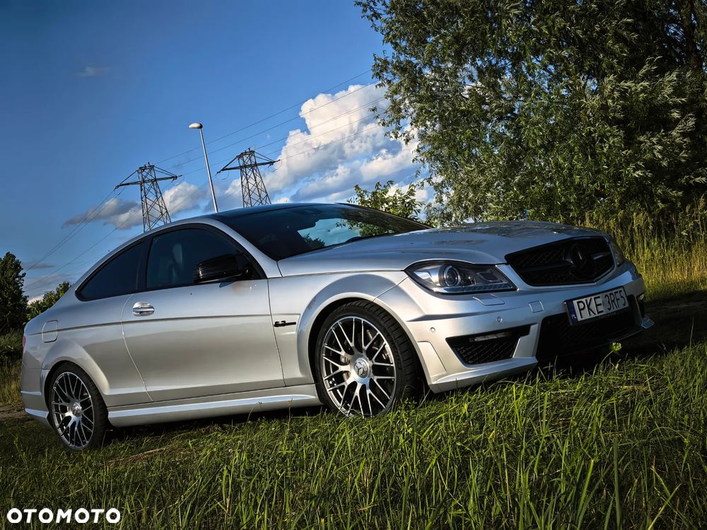 Mercedes-Benz Klasa C 63 AMG AMG SPEEDSHIFT MCT - 23