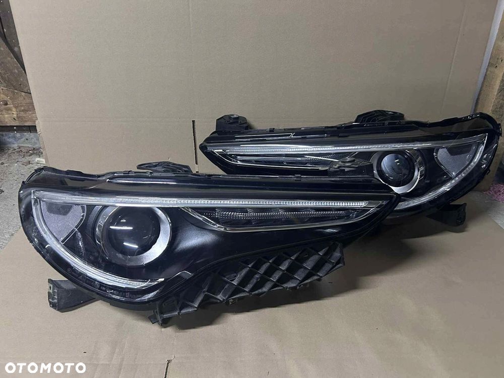 LAMPA LEWA PRAWA ALFA ROMEO STELVIO EUROPA KOMPLETNA PRZÓD PRZEDNIE