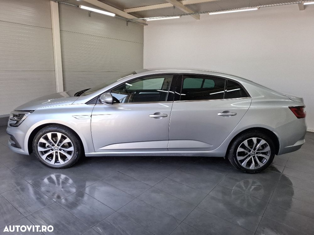 Renault Megane TCe 140 GPF Techno - 8