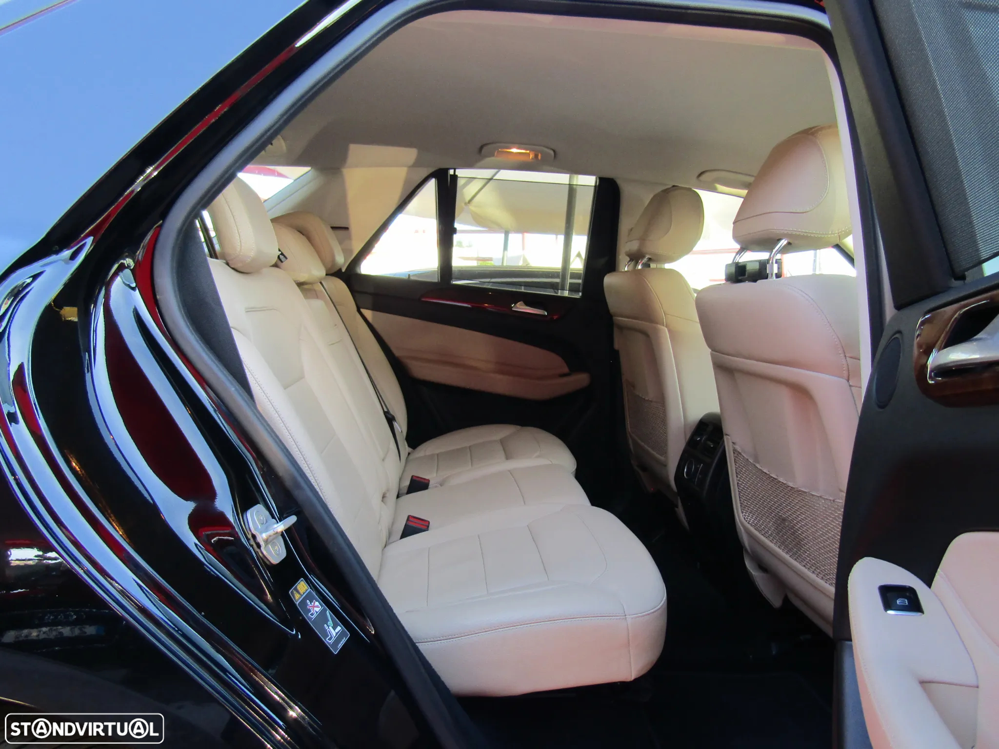 Mercedes-Benz GLE 250 d 4-Matic - 13