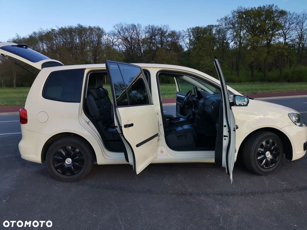 Volkswagen Touran 1.6 TDI DPF DSG Trendline - 20