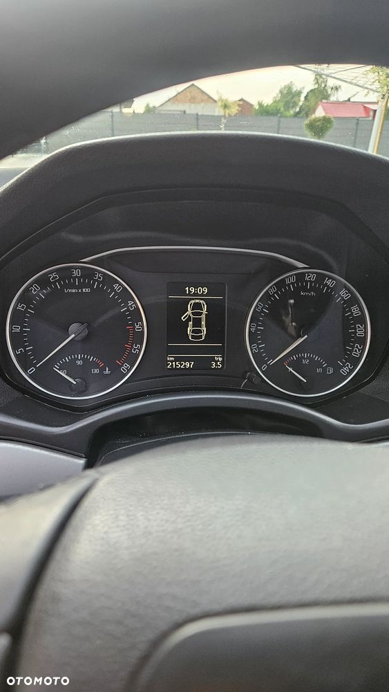 Skoda Octavia - 8