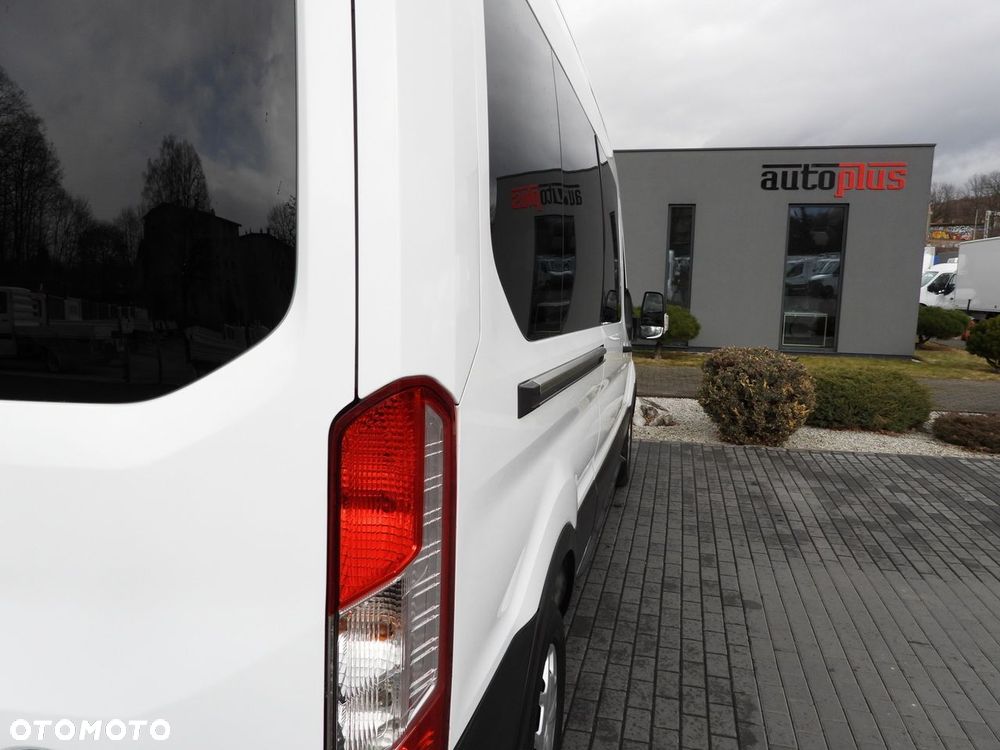 Ford TRANSIT BUS 9 MIEJSC TEMPOMAT LEDY KLIMATYZACJA  130KM - 19