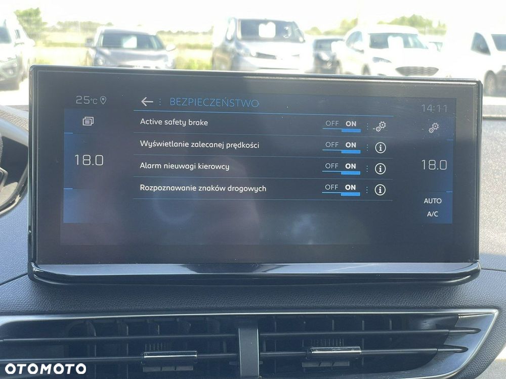 Peugeot 5008 - 26